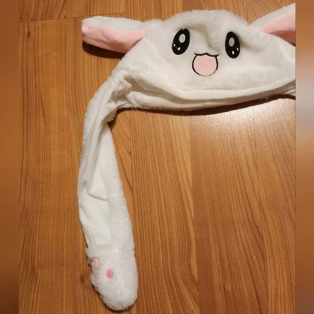 Hot Topic white flip